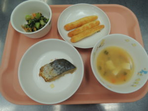 ３月１８日の給食